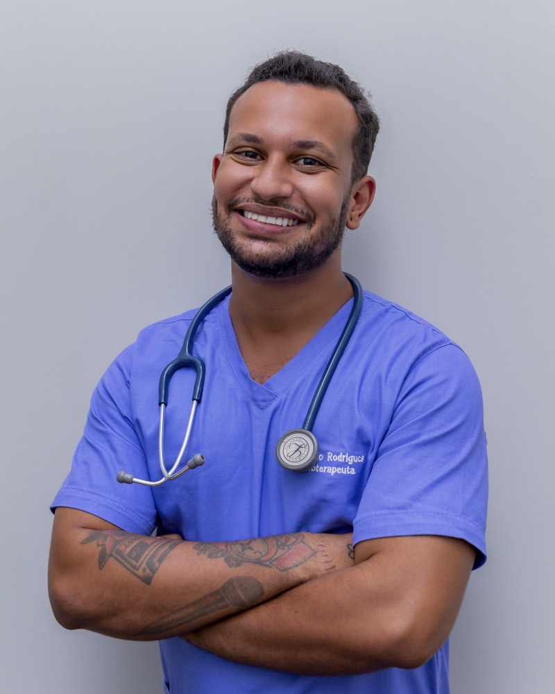 dr. Erwin Saspraditya, B.Med Sci, Sp.OT (K) Hip Knee